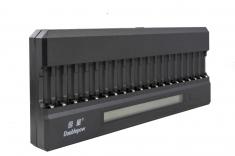 OXE Nabíječka baterií AA na 20 ks, s displejem