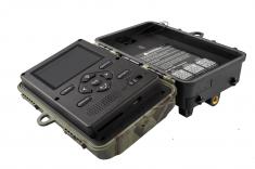 Fotopast OXE Tarantula WiFi 4K + 32GB SD karta, 8ks baterií, stativ a doprava ZDARMA!